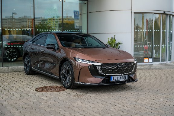 Mazda 6e