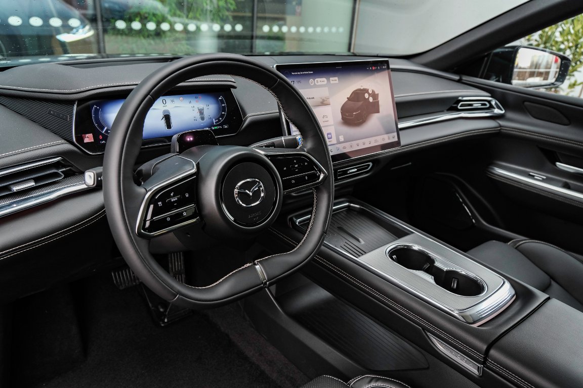 Mazda 6e