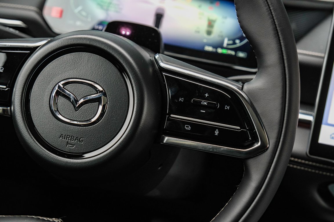 Mazda 6e