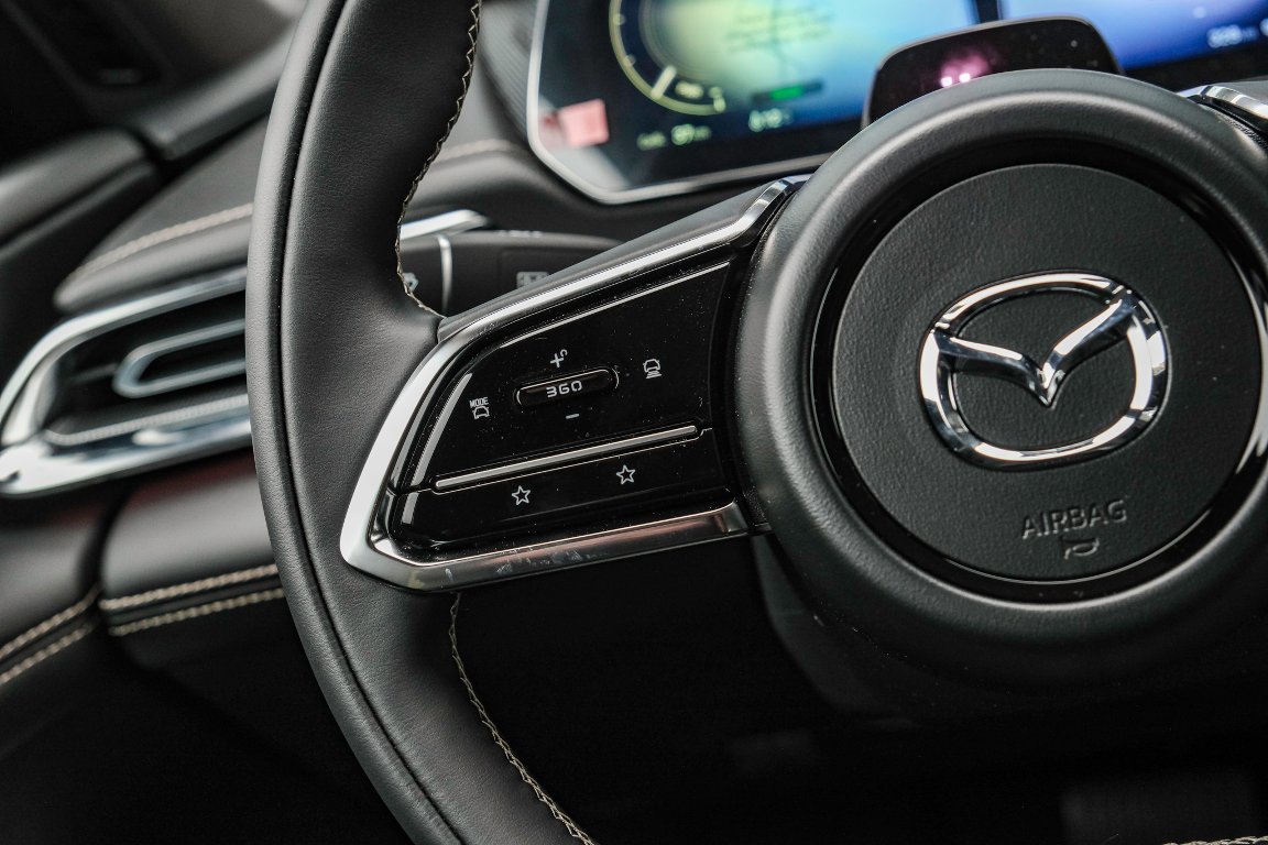Mazda 6e