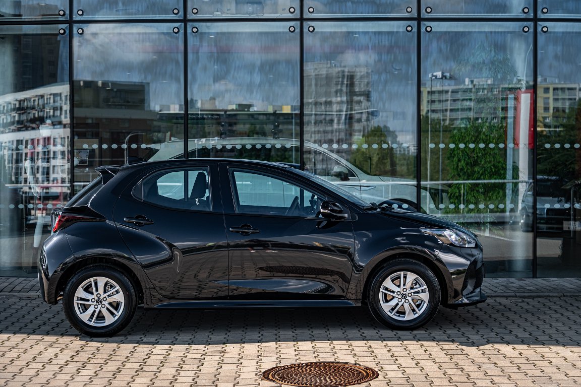 Mazda 2 Hybrid