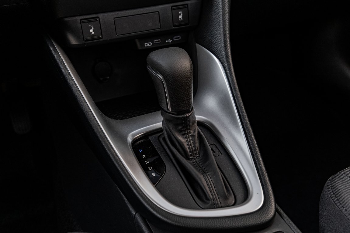 Mazda 2 Hybrid