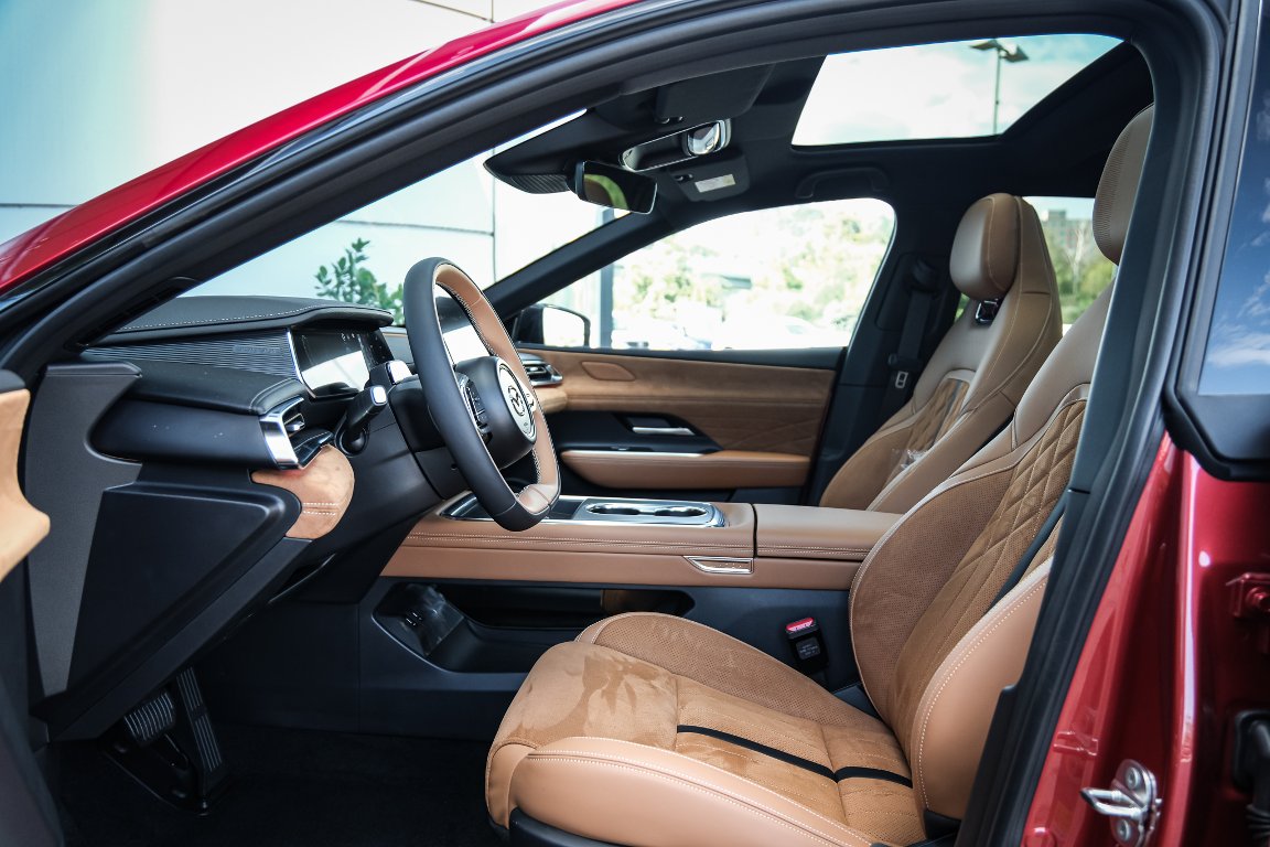 Mazda 6e