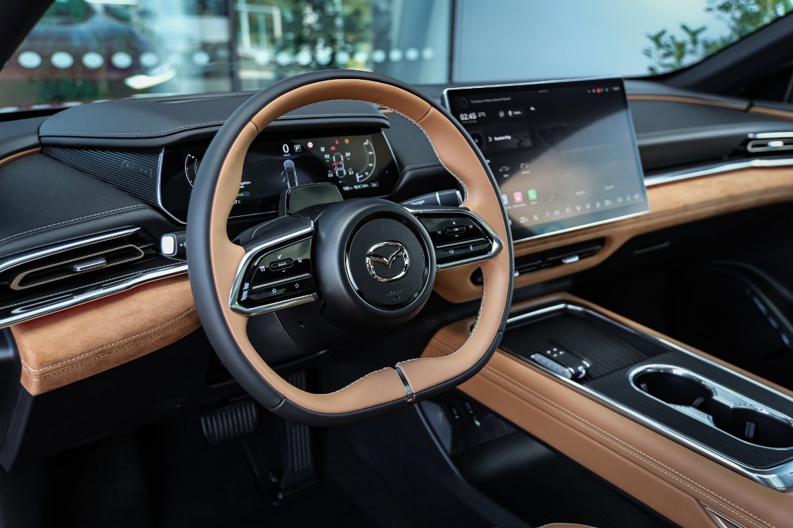 Mazda 6e